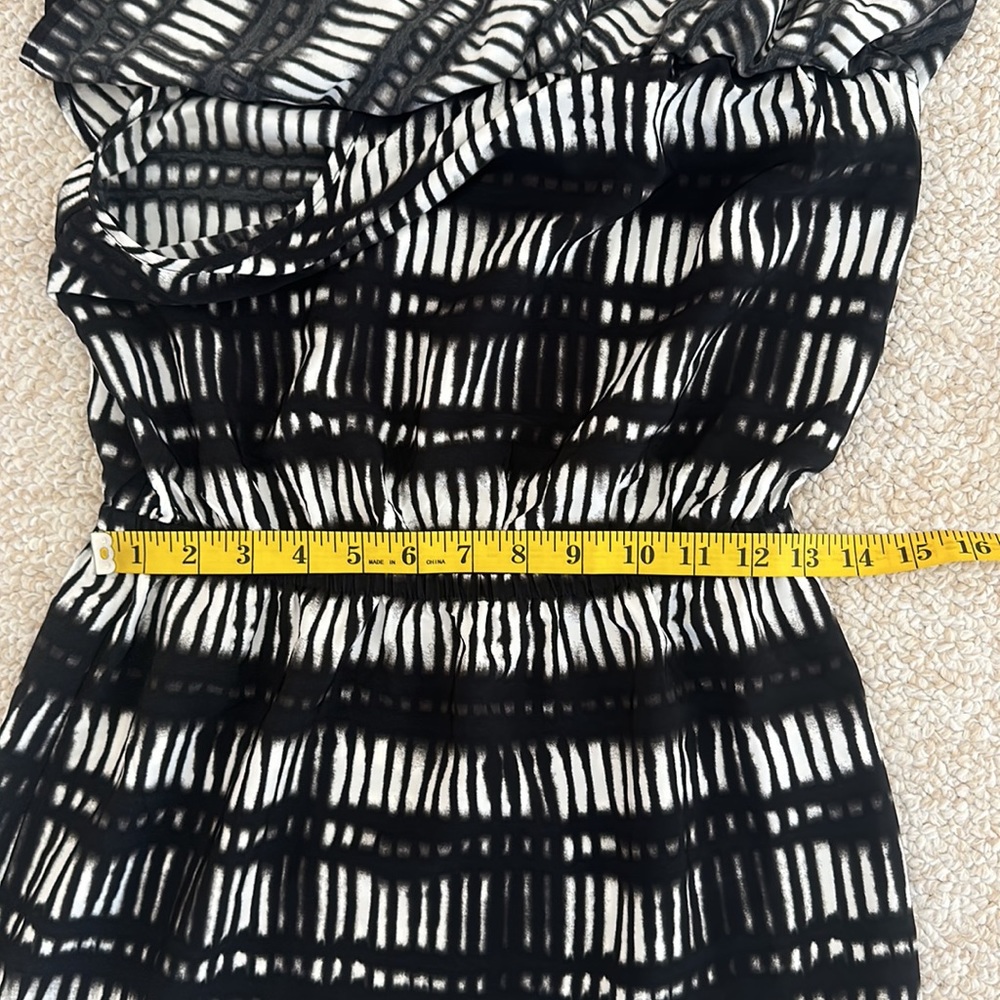 Express One Shoulder Ruffle Sress - Picture 7 of 8